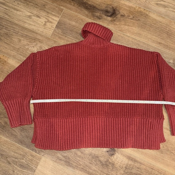 Madewell Women's Turtleneck Sweater in color Brick XL - Picture 7 of 9